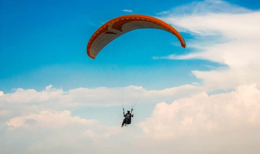 Sauter en parachute : un grand frisson garanti !