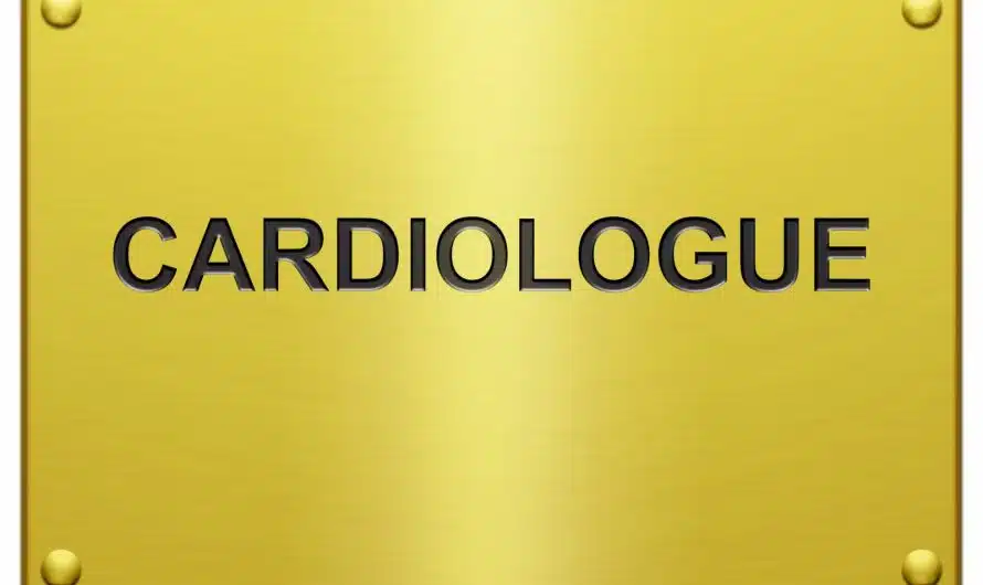 Plaque de devanture pour médecin : indispensable aux professionnels de santé