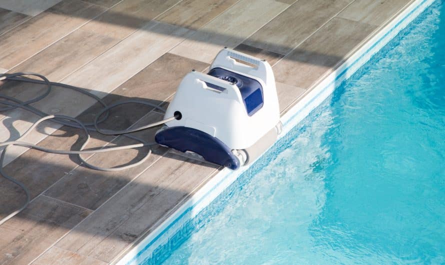 Robot nettoyeur pour piscine : types et critères de choix