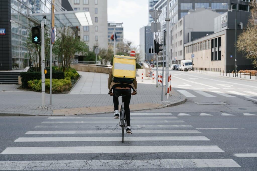 livreurs à vélo