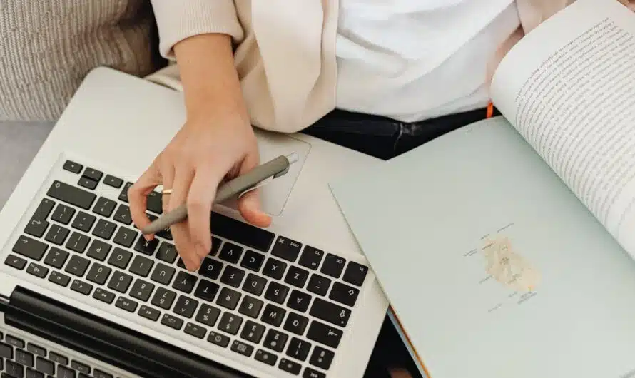 Concevoir une page « Qui sommes-nous ? » percutante : astuces et modèles inspirants