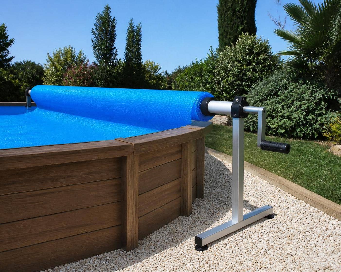 découvrez les prix d’achat des enrouleurs de bâche pour piscine hors sol et facilitez la protection de votre piscine avec des solutions pratiques et économiques.