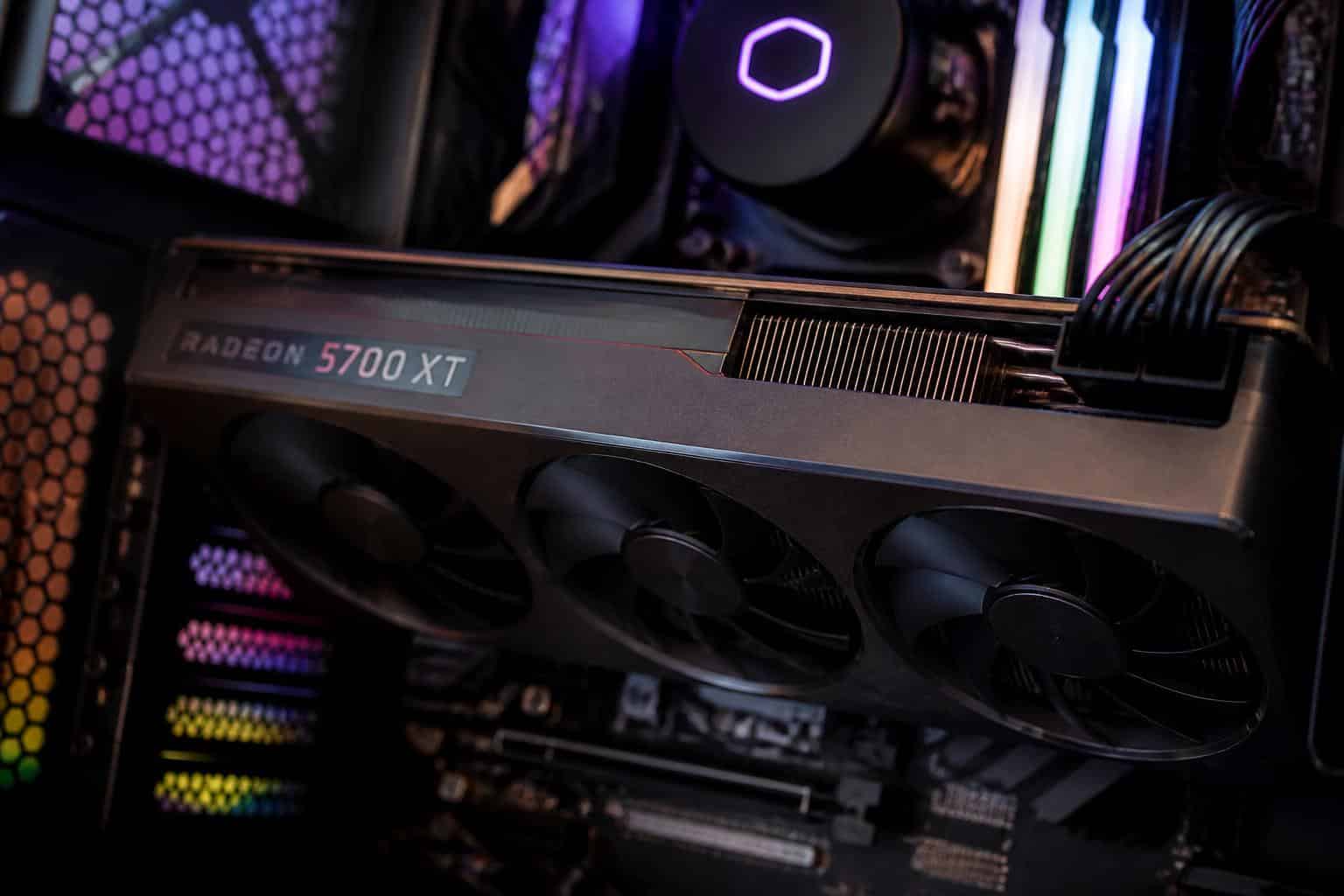 découvrez tout ce qu'il faut savoir sur la carte graphique amd radeon rx 5700 xt : performances, caractéristiques, compatibilité et conseils d'utilisation pour optimiser votre expérience gaming.