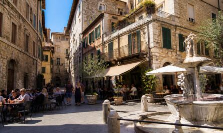 découvrez des solutions rapides et efficaces pour les mots fléchés portant sur les villes italiennes. trouvez facilement le nom des villes italiennes grâce à nos indices et astuces.